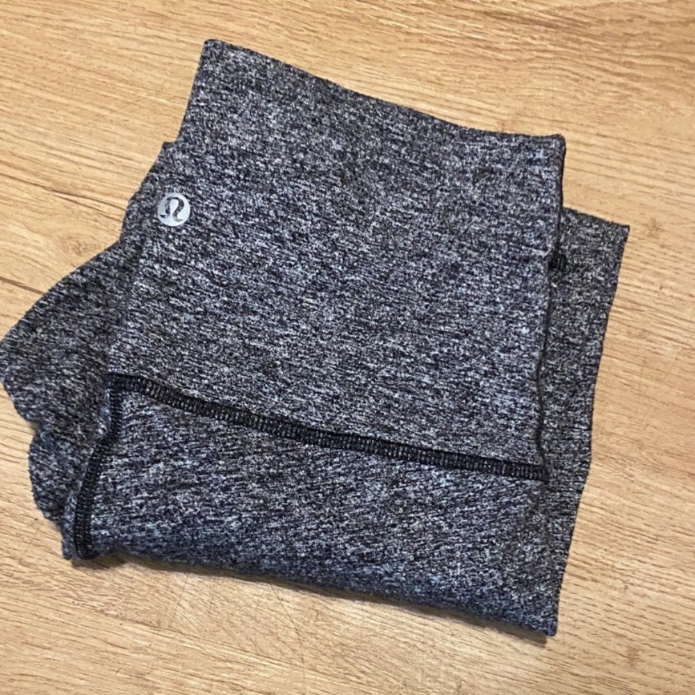 Lululemon Wunder Under 6 28”
